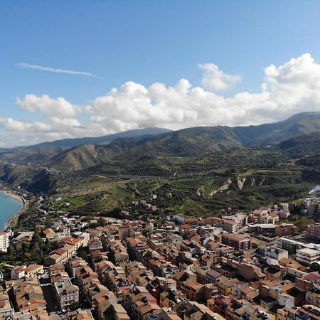Case Vacanza Le Casette Santo Stefano di Camastra Zewnętrze zdjęcie
