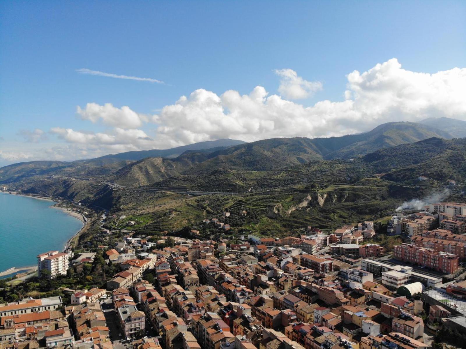 Case Vacanza Le Casette Santo Stefano di Camastra Zewnętrze zdjęcie