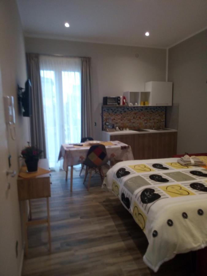 Case Vacanza Le Casette Santo Stefano di Camastra Zewnętrze zdjęcie